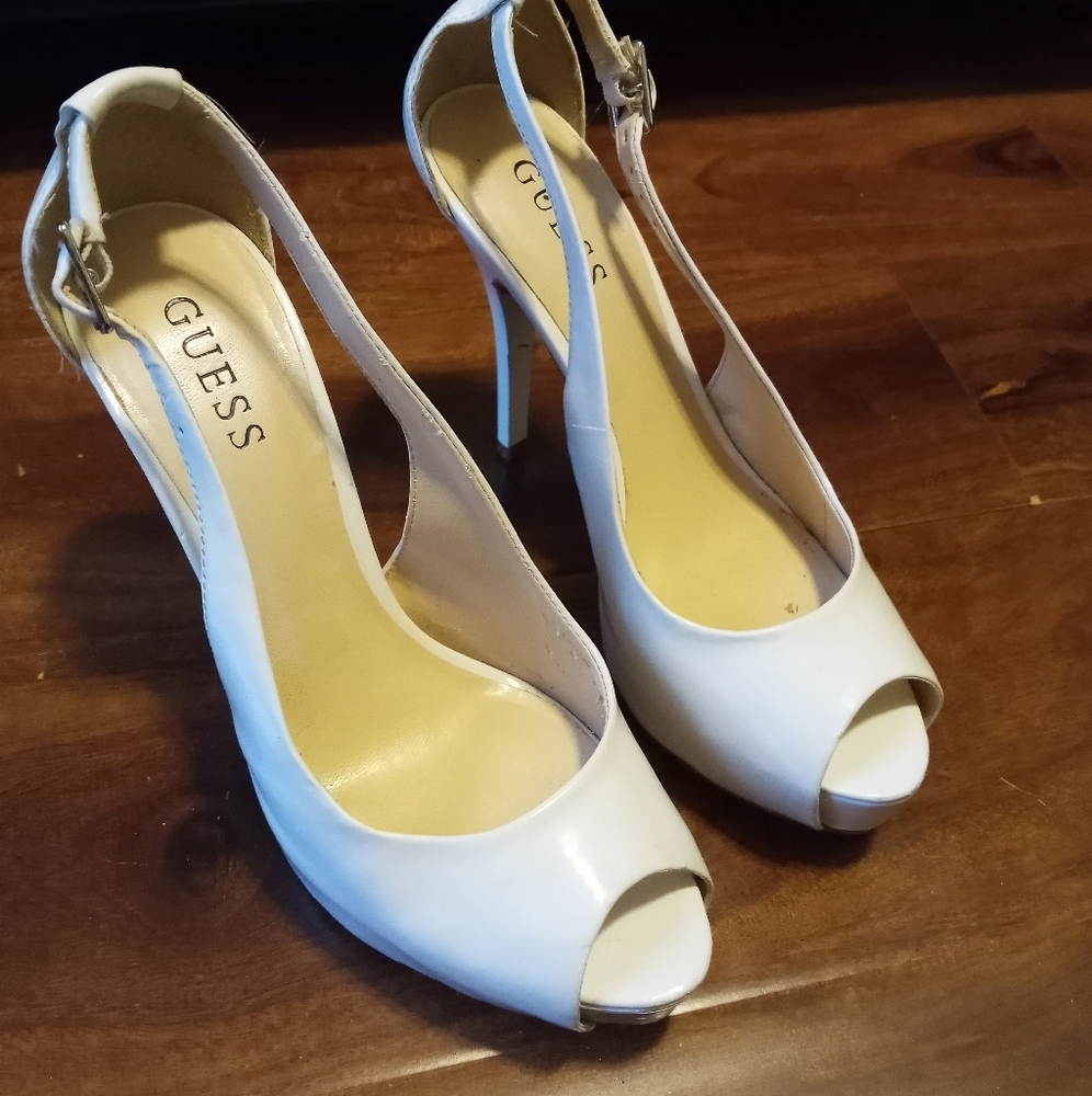 GUESS heels